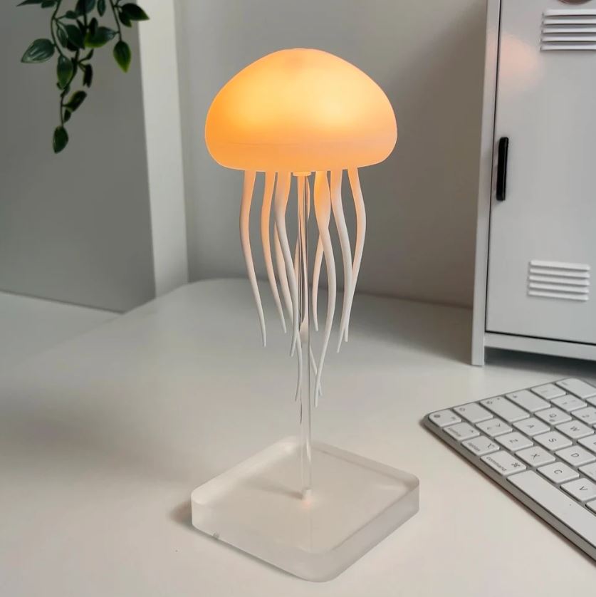Jelly J. Lamp - Wavlynn