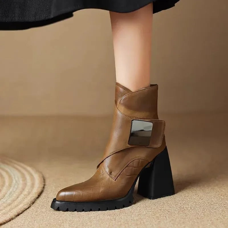 Aziel™ black sleek ankle boots with polished finish and elegant leg-lengthening silhouette
