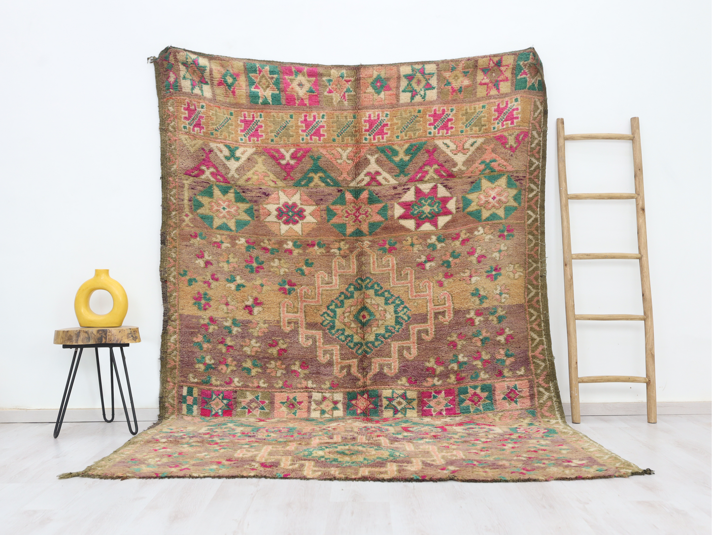 Tazrart Vintage Moroccan Rug 6'4" x9'2" - Wavlynn