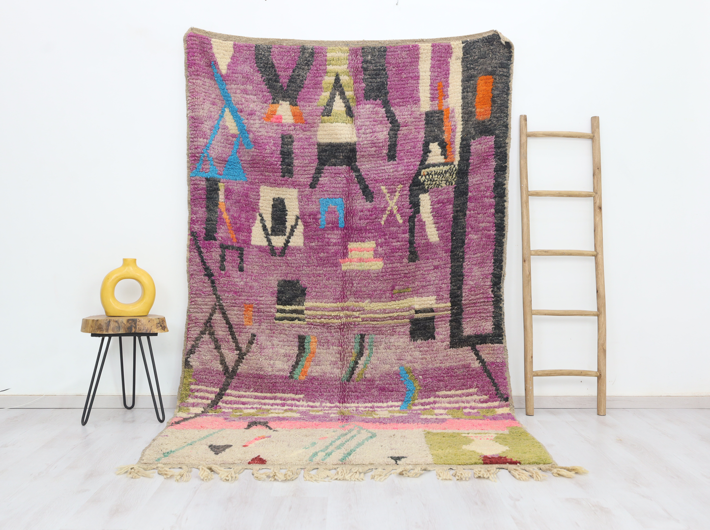 Ameqqran Moroccan Rug 5'4" x 9'0" - Wavlynn