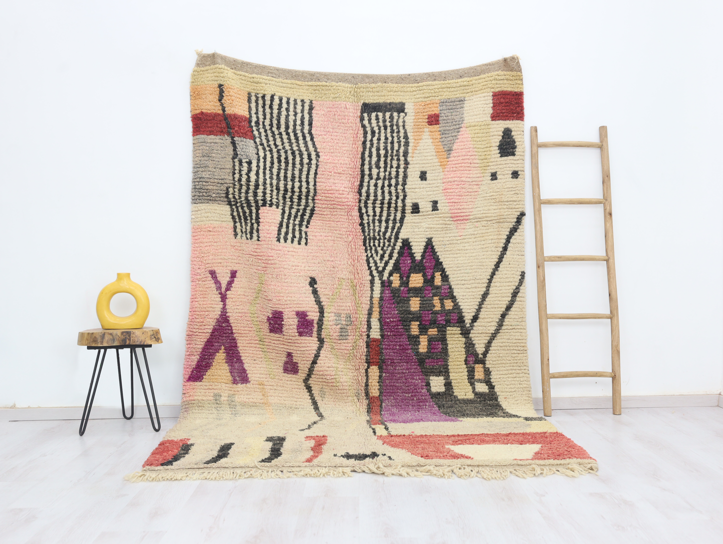 Ghumara Moroccan Rug 5'5" x 8'8" - Wavlynn