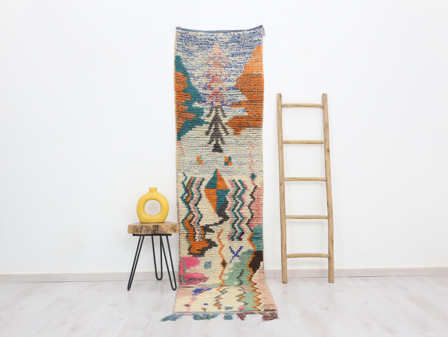 Garmul Moroccan Rug 2'2" x 9'0" - Wavlynn