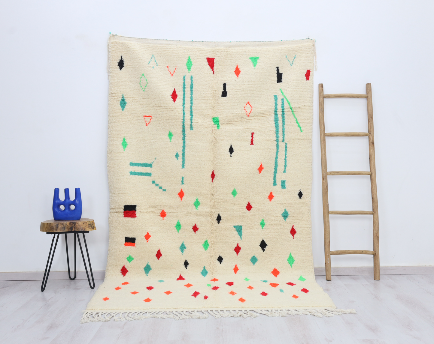 Damya Moroccan Rug 5'2" x 8'5" - Wavlynn