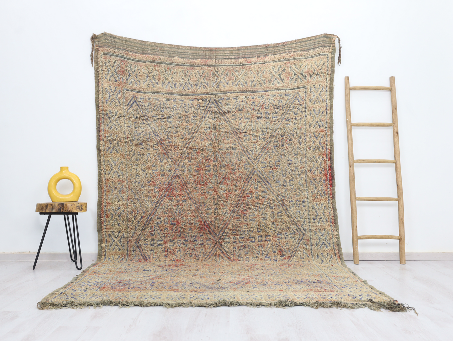 Taselkit Vintage Moroccan Rug 6'2" x9'7" - Wavlynn