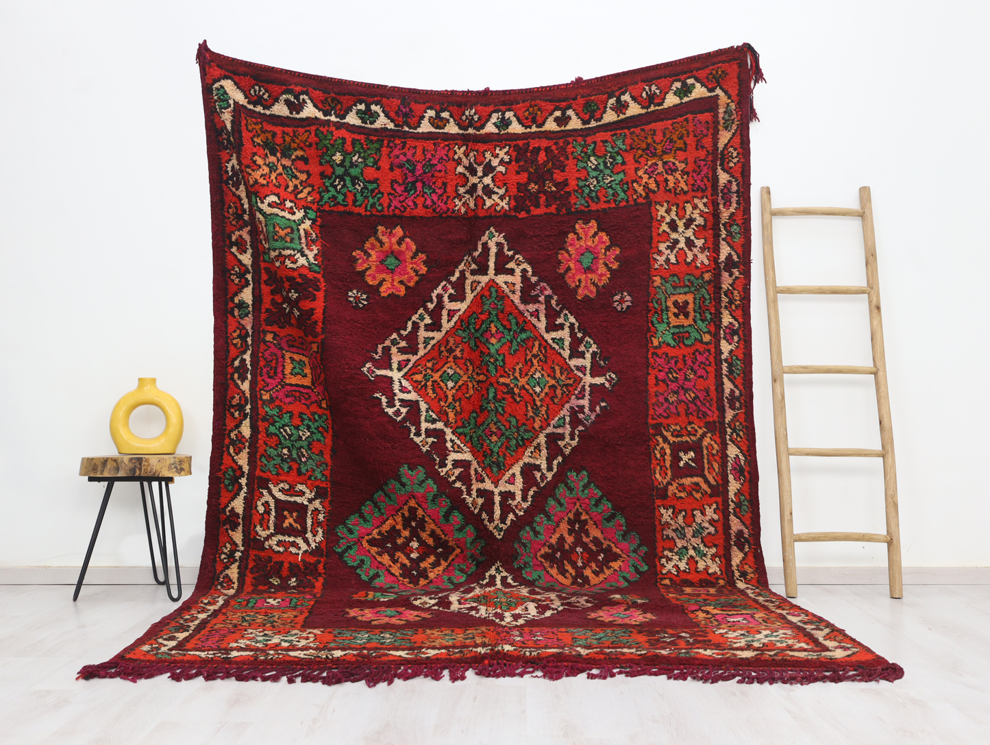 Imnayen Vintage Moroccan Rug 6'5" x 9'3" - Wavlynn