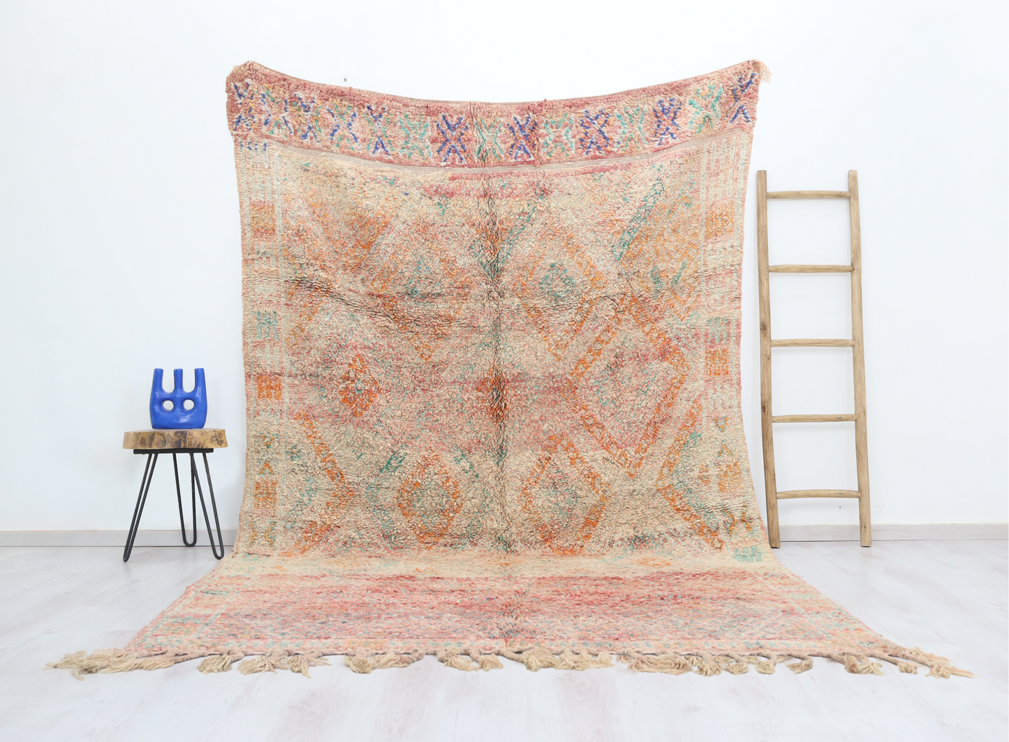 Amzagh Vintage Moroccan Rug 6'3" x10'3" - Wavlynn