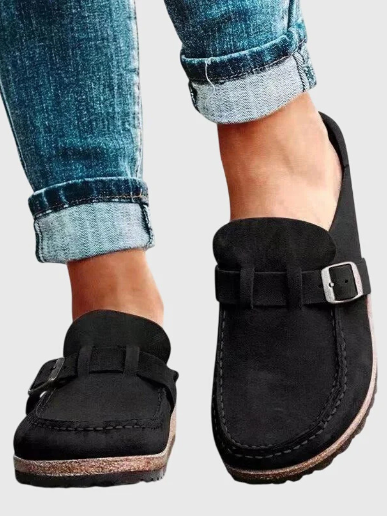 Helen comfort clogs in neutral tone, lightweight slip-on with cushioned footbed and ergonomic design