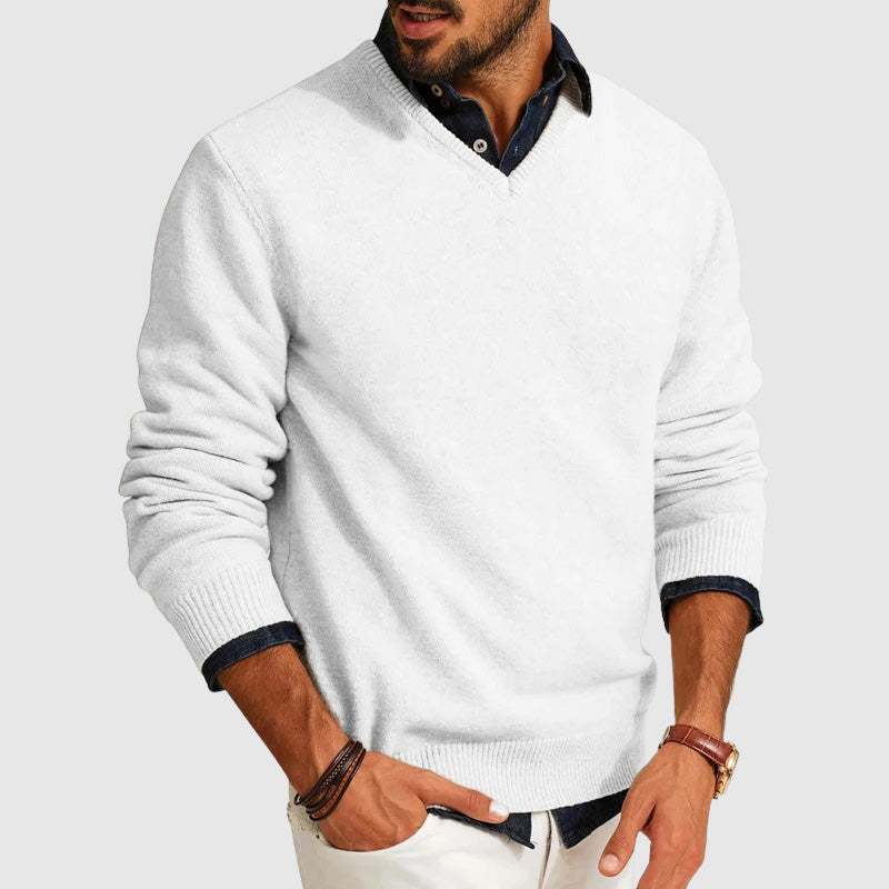 Men's slim fit V-neck sweater in soft wool-blend knit, lightweight layering essential with clean modern silhouette