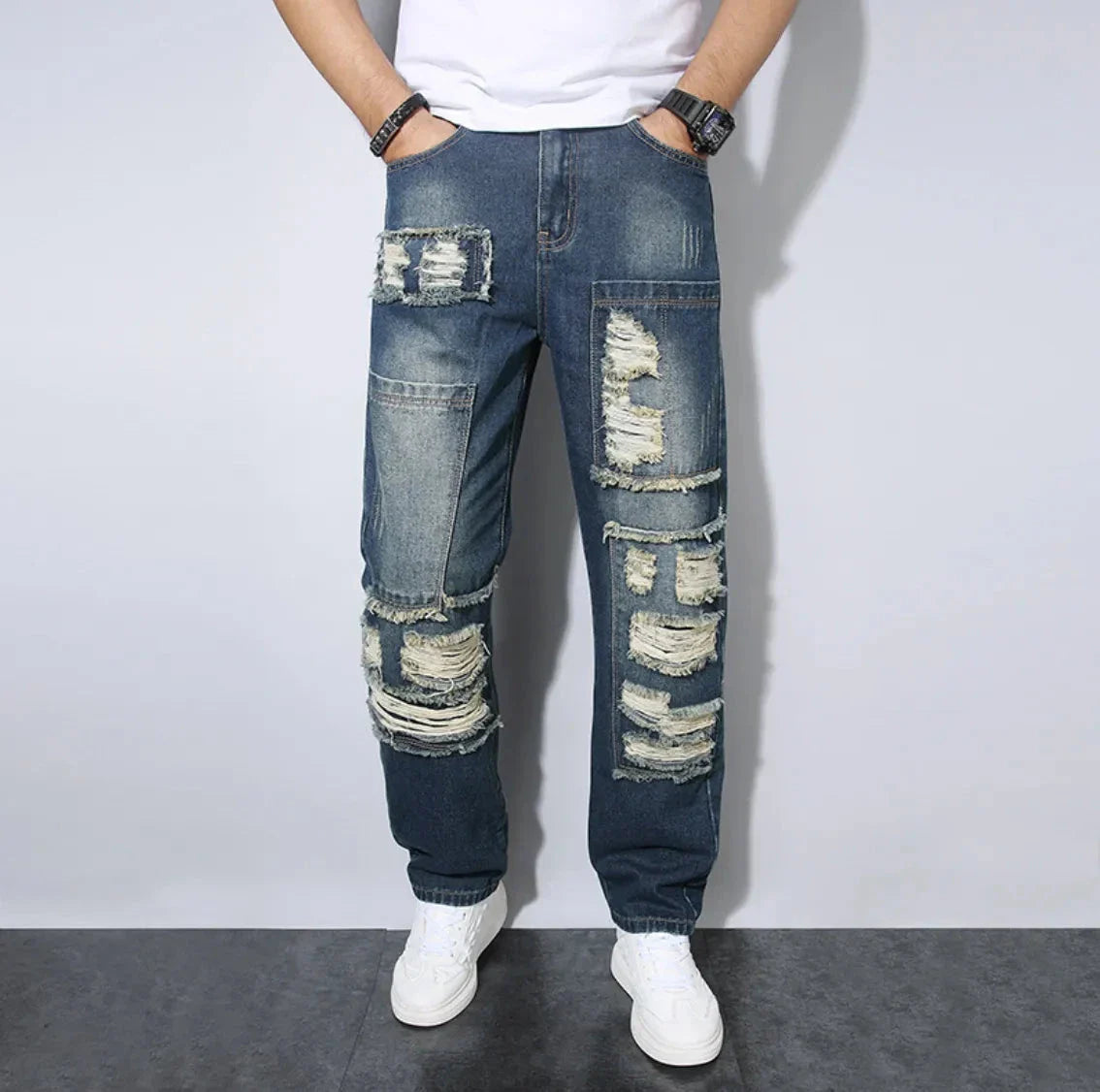 Men's loose fit distressed denim jeans heavy wash ripped details relaxed straight leg streetwear