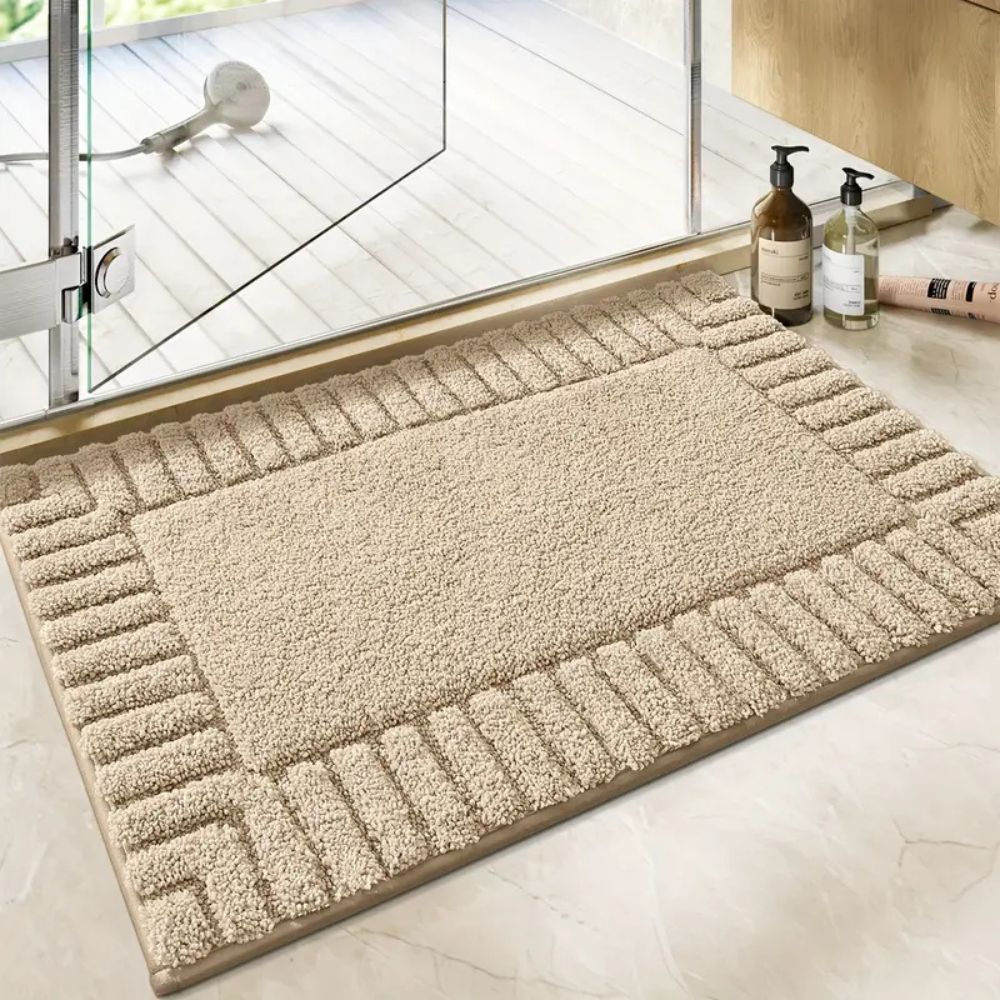Minimalist Cotton Bath Rug With Non-Slip Backing