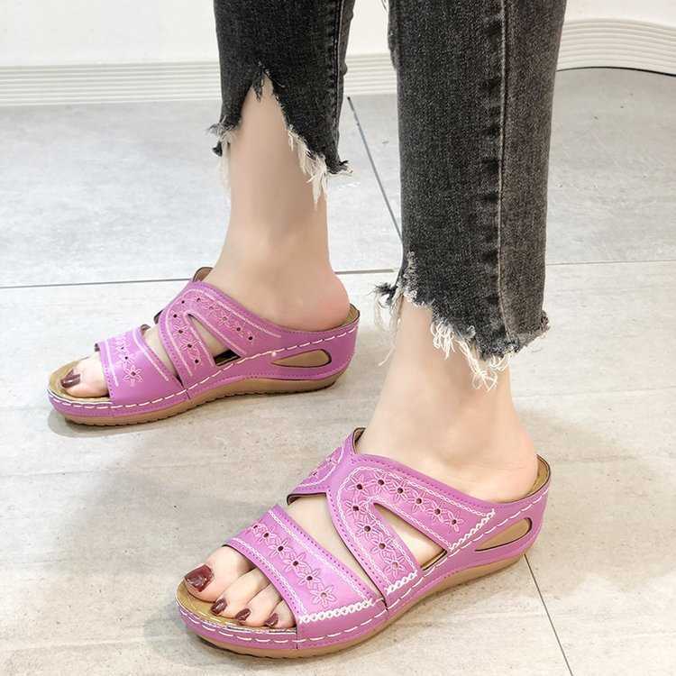 Women's comfort cushioned sandals in neutral tones with ergonomic comfort support and cushioned footbed
