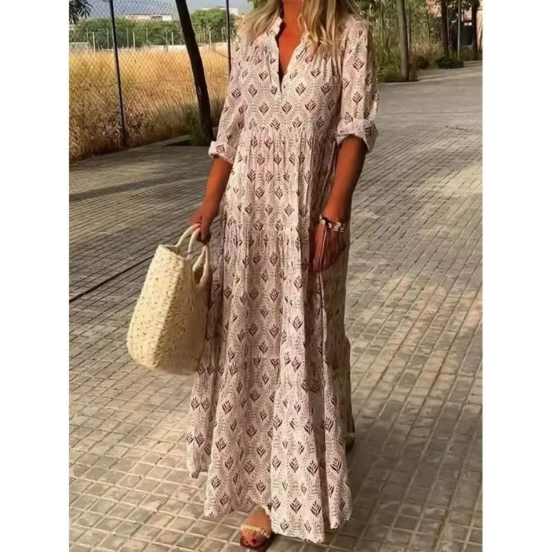Plus size vintage maxi dress with stand collar and long sleeves in floral summer style