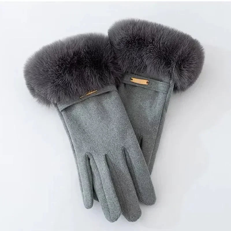 Women's fitted wrist-length gloves with fur cuff and metallic accent for elegant casual wear