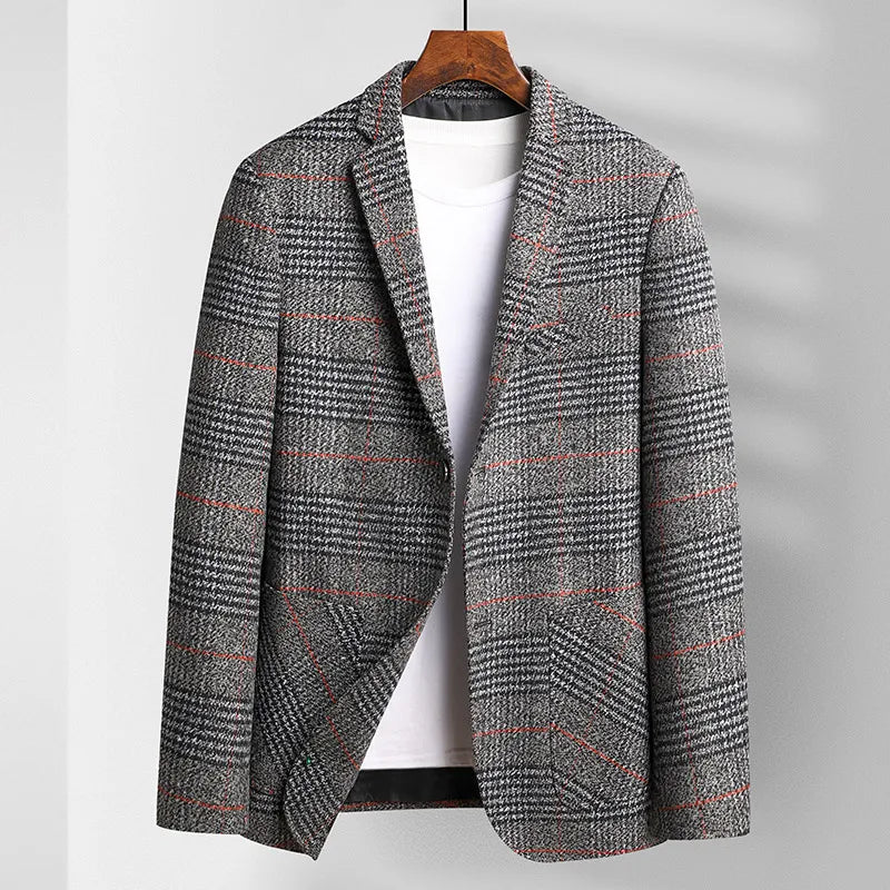 Giovanni plaid sport coat in classic textured pattern, structured fit, notched lapel and patch pockets
