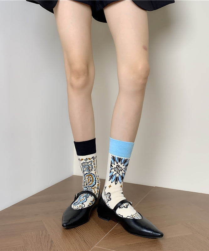 Chaussettes asymétriques uniques en coton jacquard asymétrique. - Wavlynn