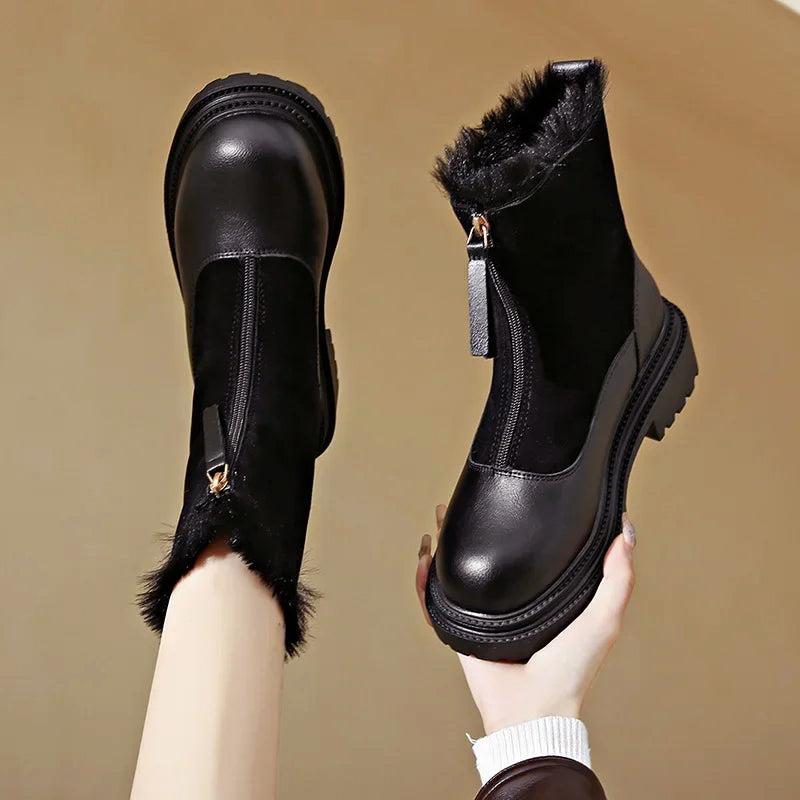 Women's ankle boots in mixed smooth leather and suede with faux-fur lining and front zipper