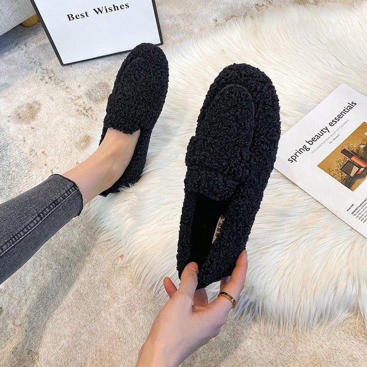 CloudMoc soft cozy moccasins slip-on house shoes with plush lining everyday elegance