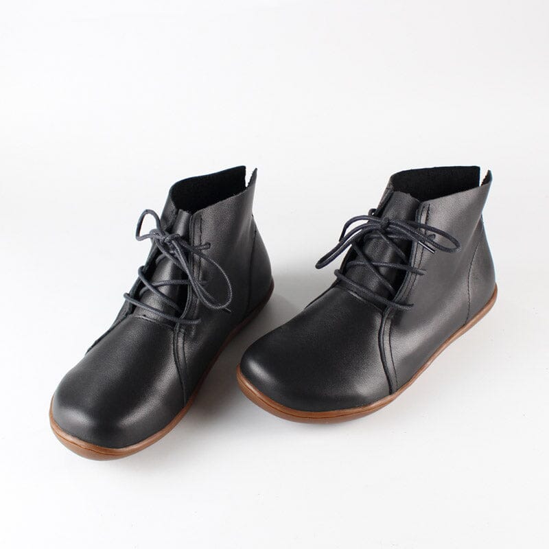 Hazel™ black ankle boots sleek silhouette with contoured design for all-day comfort