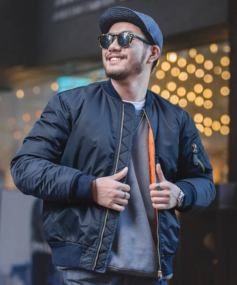 Men's olive green nylon bomber jacket diamond quilted insulation stand collar zip closure