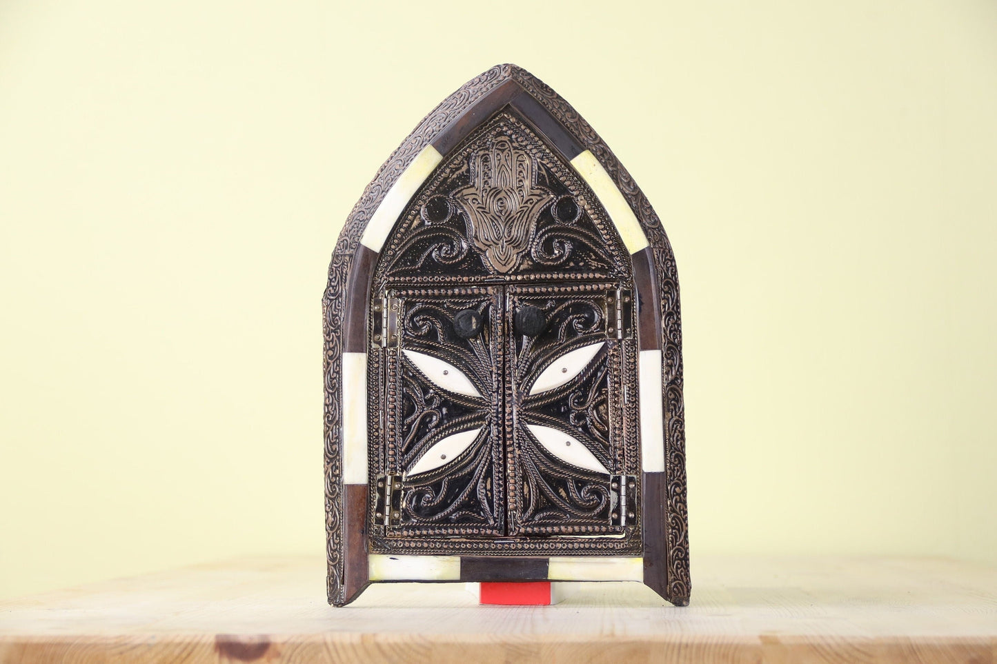 Kaysa Moroccan Wall Mirror - Wavlynn