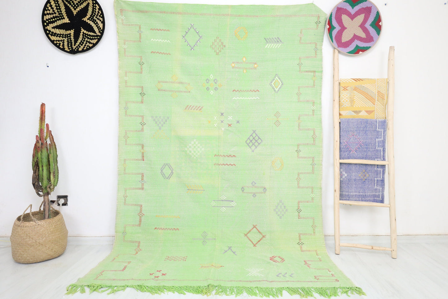 Ines Cactus Silk Rug 7'5" x 5'1" - Wavlynn