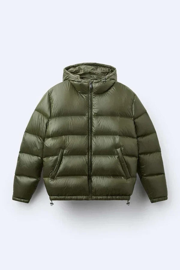Wavlynn women's black waterproof puffer jacket with hood, insulated slim fit for cold rainy weather