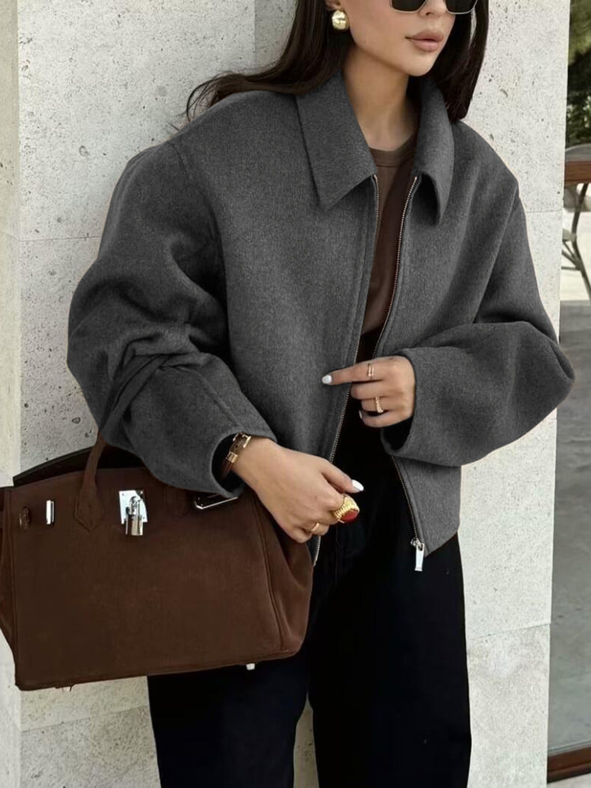 Warm tweed zipper jacket in classic plain style with long sleeves, casual-elegant shift fit for work