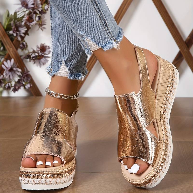 Women's comfort sandals with shiny star pattern, contoured sole, elegant design for all-day comfort