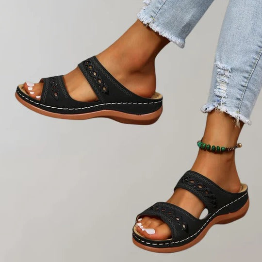 Women's adjustable strap summer sandals in neutral tones, lightweight casual flat design for everyday comfort