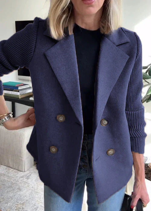 Lumière elegant tailored coat black classic silhouette structured lapels timeless women's fashion