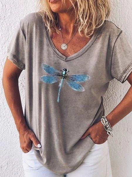 Washed-pink women's casual V-neck tee with delicate blue dragonfly chest graphic
