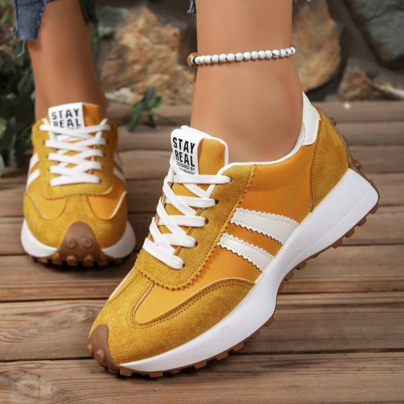 Women's retro platform sneakers lace-up chunky sole suede-look panels contrast white stripe gum rubber