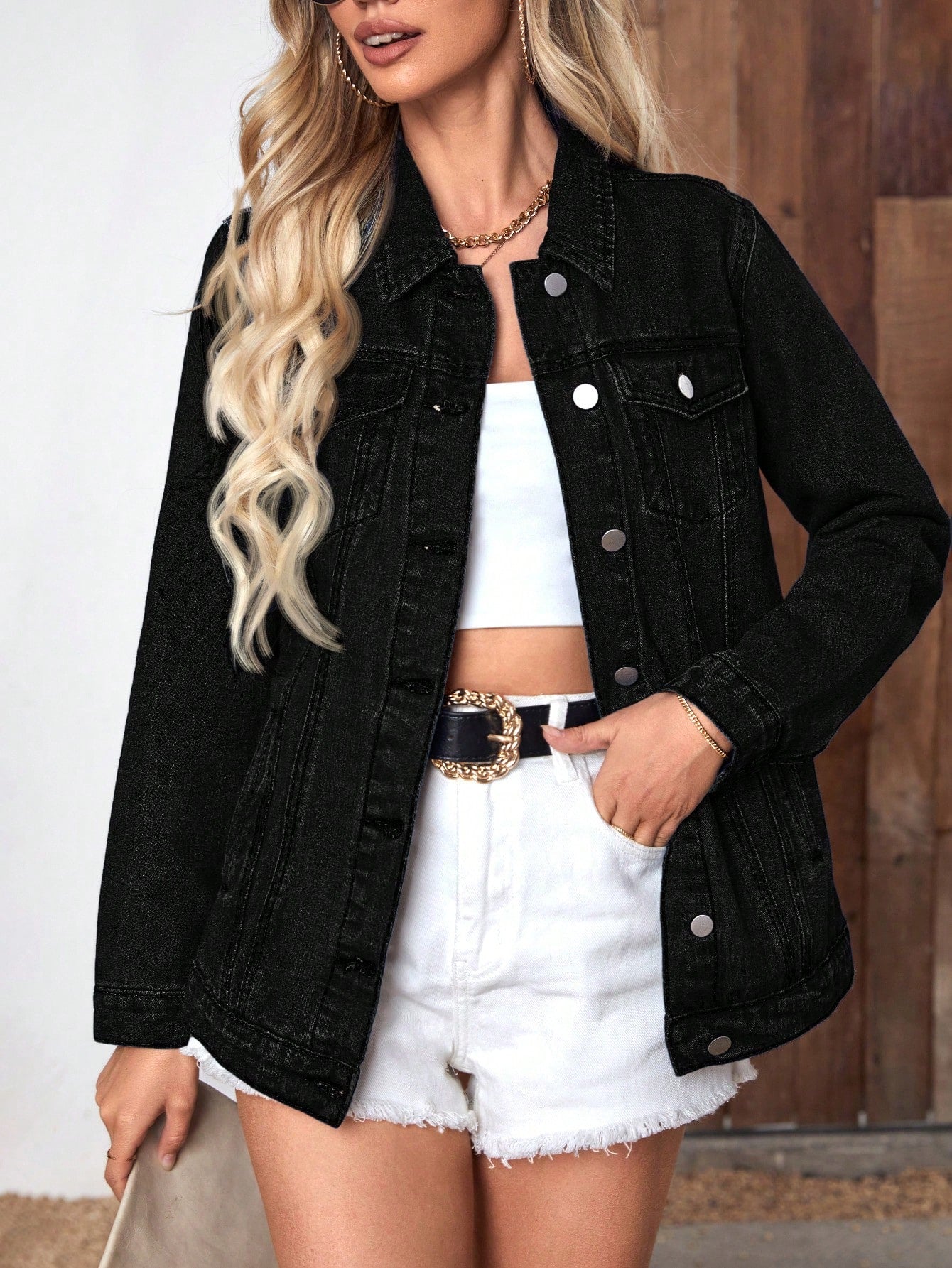 Blue oversized denim jacket relaxed fit with pointed collar and button placket