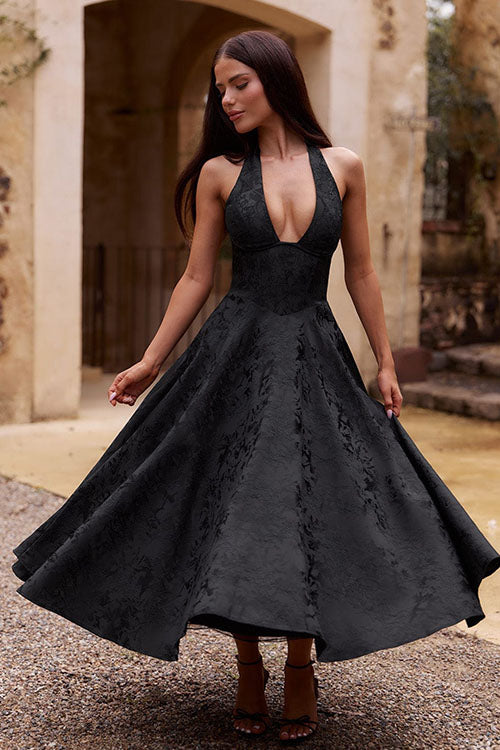 Sleeveless halterneck jacquard maxi dress with V-neck, cinched waist, and flared skirt for special occasions