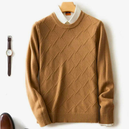 Seldon lightweight cashmere crewneck sweater with diamond design pattern for luxurious layering