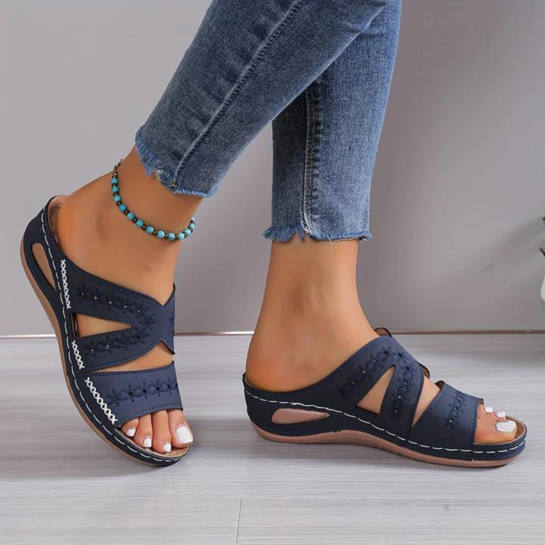 Women's comfort cushioned sandals with ergonomic comfort support and cushioned footbed for daily comfort