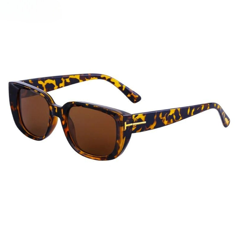 Ren Retro cat-eye sunglasses with polarized UV400 lenses, timeless elegant vintage-inspired frames