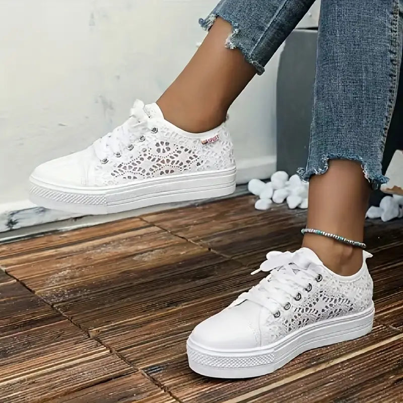 Women's breathable mesh lace-up sneakers with thick cushioned sole, lightweight casual style