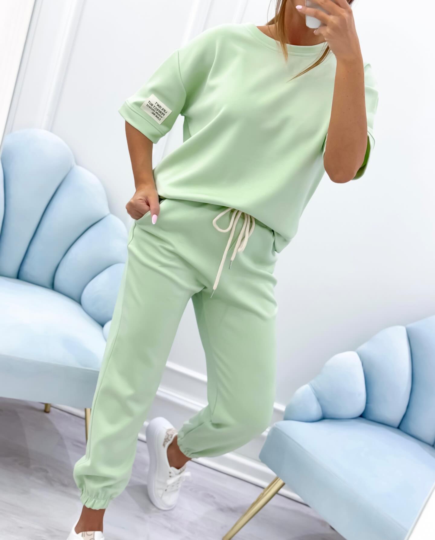 Daisy floral short sleeve matching set, lightweight breathable fabric for all-day casual comfort