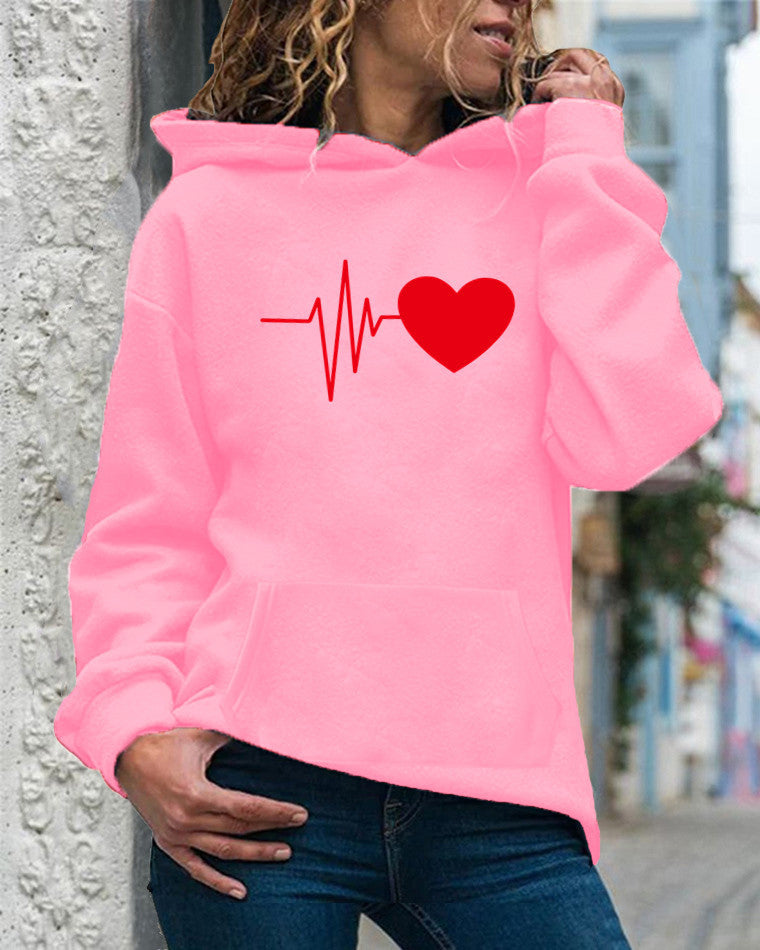 Women's relaxed-fit hooded sweatshirt in cotton blend with heart print, long sleeves, casual everyday style