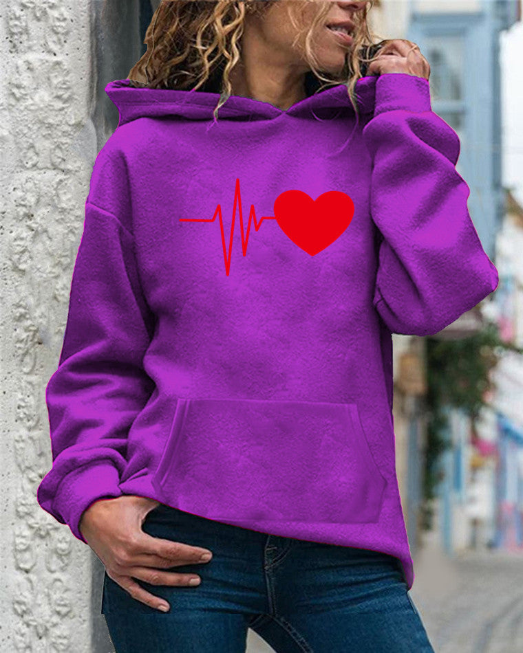 Women's relaxed-fit hooded sweatshirt in cotton blend fleece with heart print detail