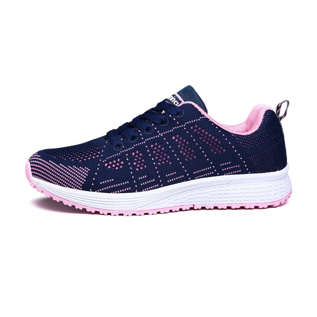 Women's Winslow comfort support shoes in classic style with ergonomic cushioned sole for all-day comfort