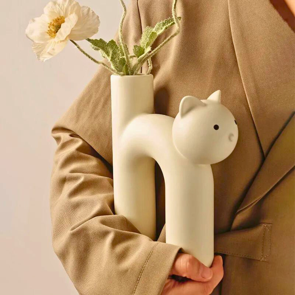 Larek ceramic vase modern playful design high-quality accent piece for trendy home decor