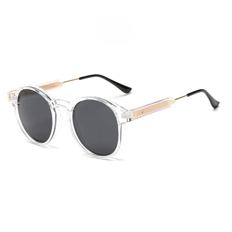 Tortoiseshell 90s vintage sunglasses with anti-glare UV400 lenses for sophisticated retro style