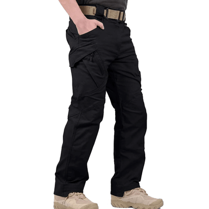 Men's relaxed fit cotton cargo pants with multiple utility pockets for outdoor use