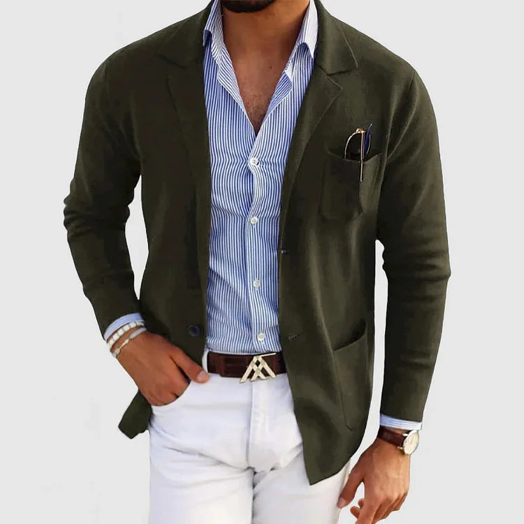 Men's slim fit lightweight blazer, single-breasted notch lapel with 2-button closure, modern tailored cut