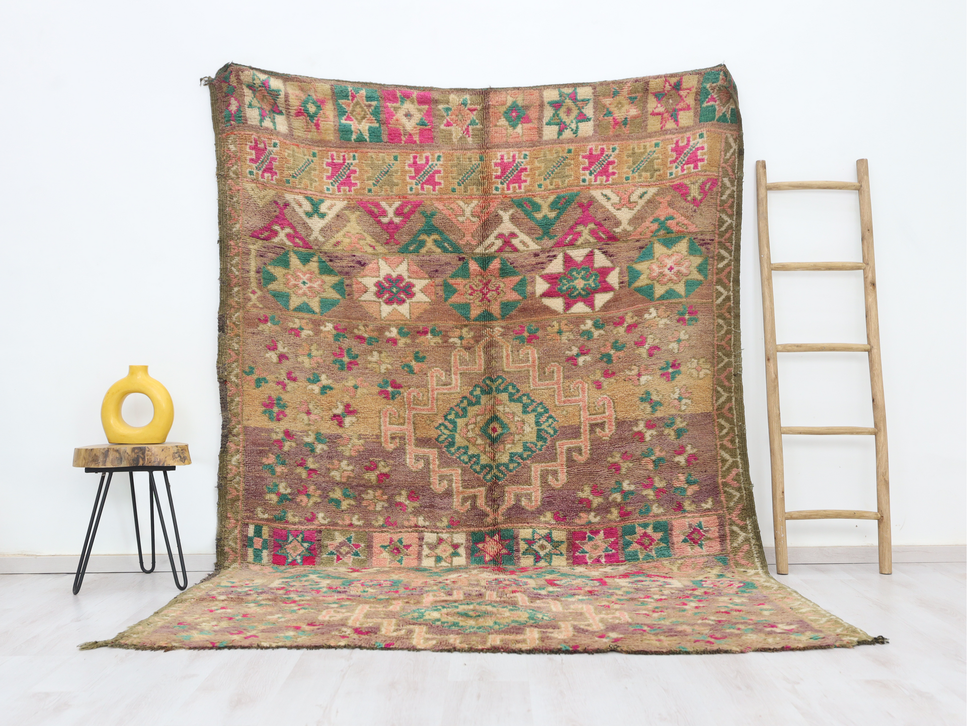 Tazrart Vintage Moroccan Rug 6'4" x9'2" - Wavlynn