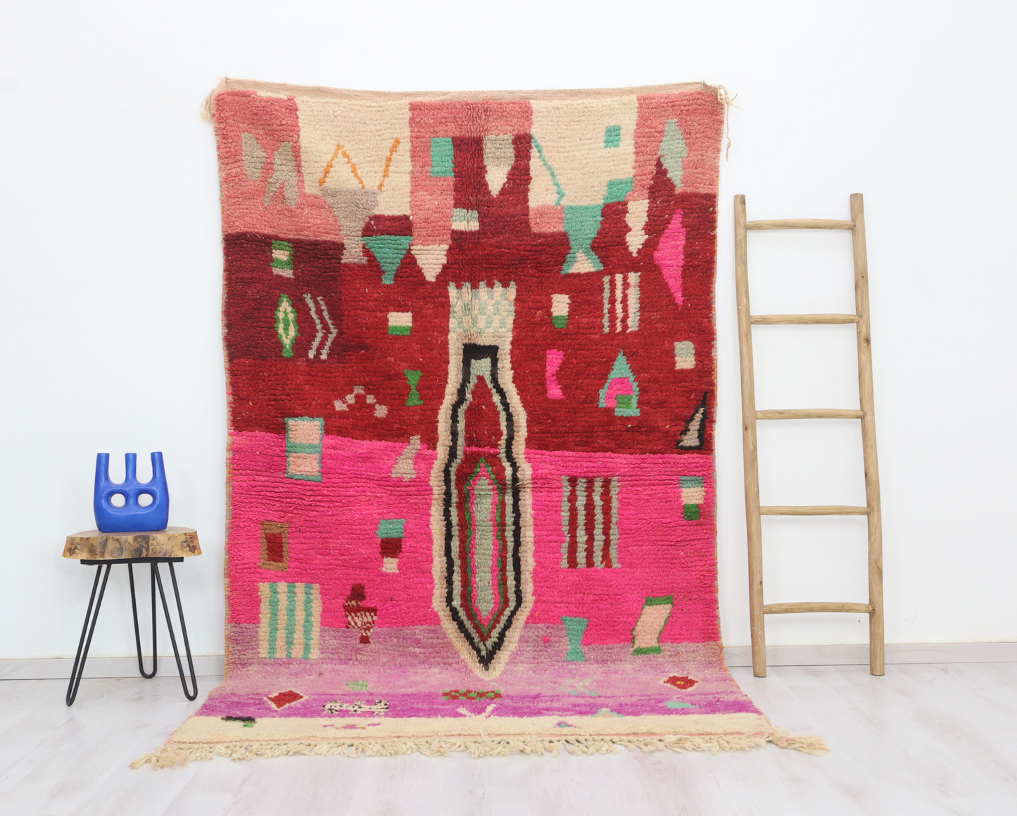 Awragh Moroccan Rug 5'2" x 8'2" - Wavlynn