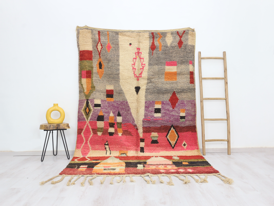 Asefra Moroccan Rug 5'6" x 9'2" - Wavlynn