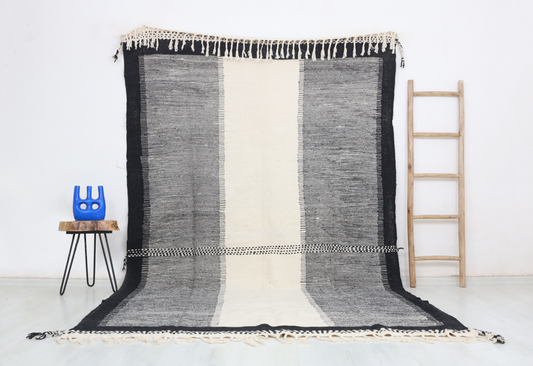 Awras  Moroccan Kilim Rug 6'5" x 10'2" - Wavlynn